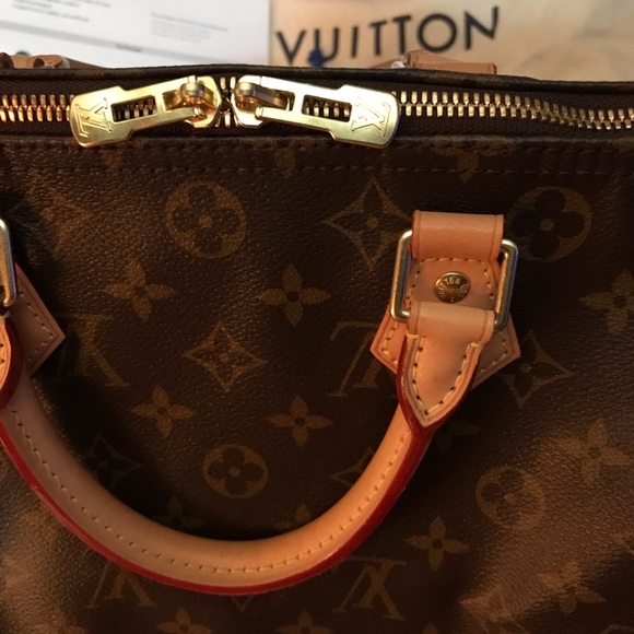 S🚫LD!!! AUTHENTIC “LIKE NEW” LOUIS VUITTON SPEEDY MONOGRAM BANDOULIÈRE 30 - Picture 2 of 15